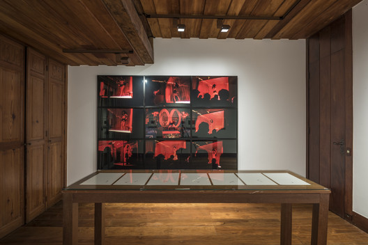 Casa Pampulha - Galeria de Arte em Residência projetada por Zanine Caldas / Vazio S/A + Helena T Rios - Fotografia de Interiores