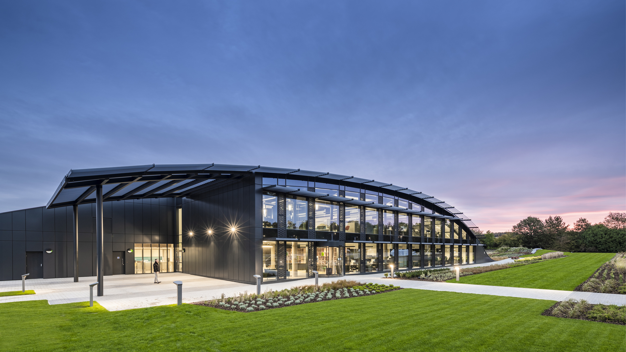 Gallery of CABI Headquarters / Scott Brownrigg 9