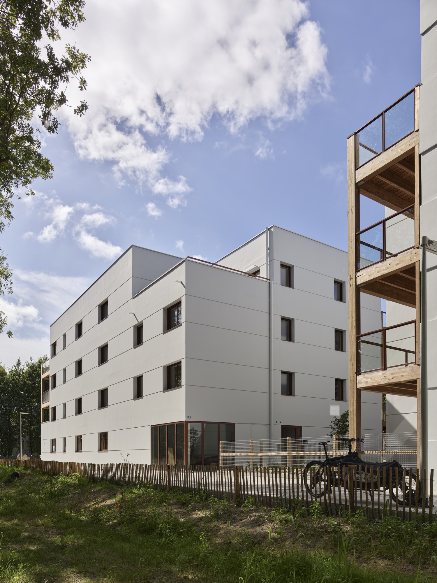 Gallery of 45 Housing Units in Nantes / a/LTA 9