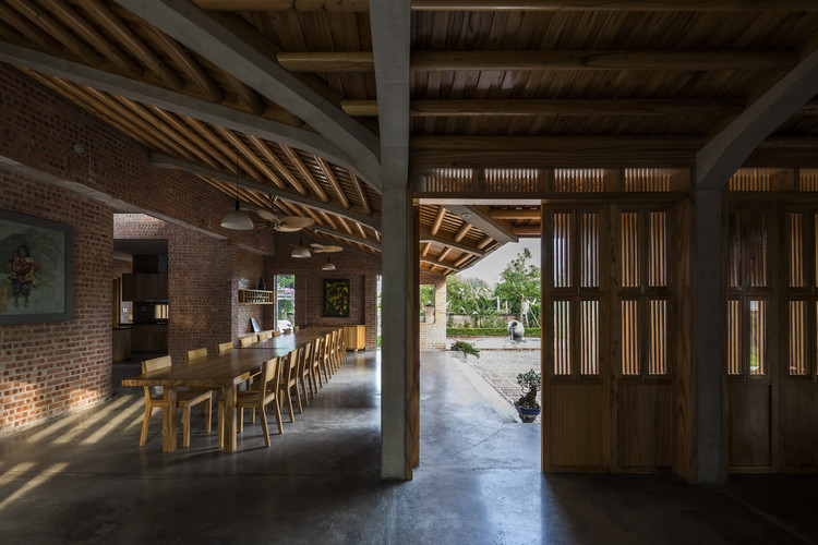 X-House  / NH Village Architects - Interior Photography, Beam, Column