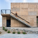 Casa Sonoma / Roca Arquitectos - Fotografía exterior, Casas, Escaleras, Fachada, Barandas