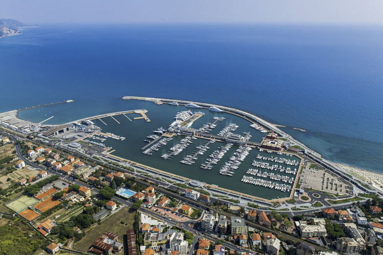 Open Call: Leisure Harbor, Competition to Redesign One of the 10 Most Important Marinas in Europe - Image 3 of 3