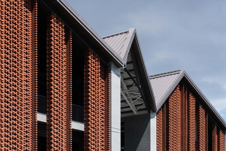 west brick wall. Image © YHLAA Studio