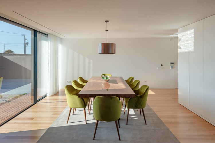 Casa Beiriz / Raulino Silva - Fotografia de Interiores, Sala de Jantar, Mesa, Cadeira