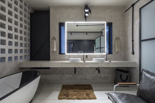 FH House / Protostudio+Prototype FH House / Protostudio+Prototype - Interior Photography, Bathroom, Glass