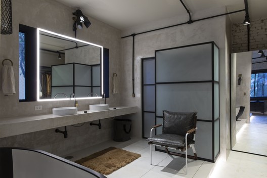 FH House / Protostudio+Prototype FH House / Protostudio+Prototype - Interior Photography, Bathroom, Glass