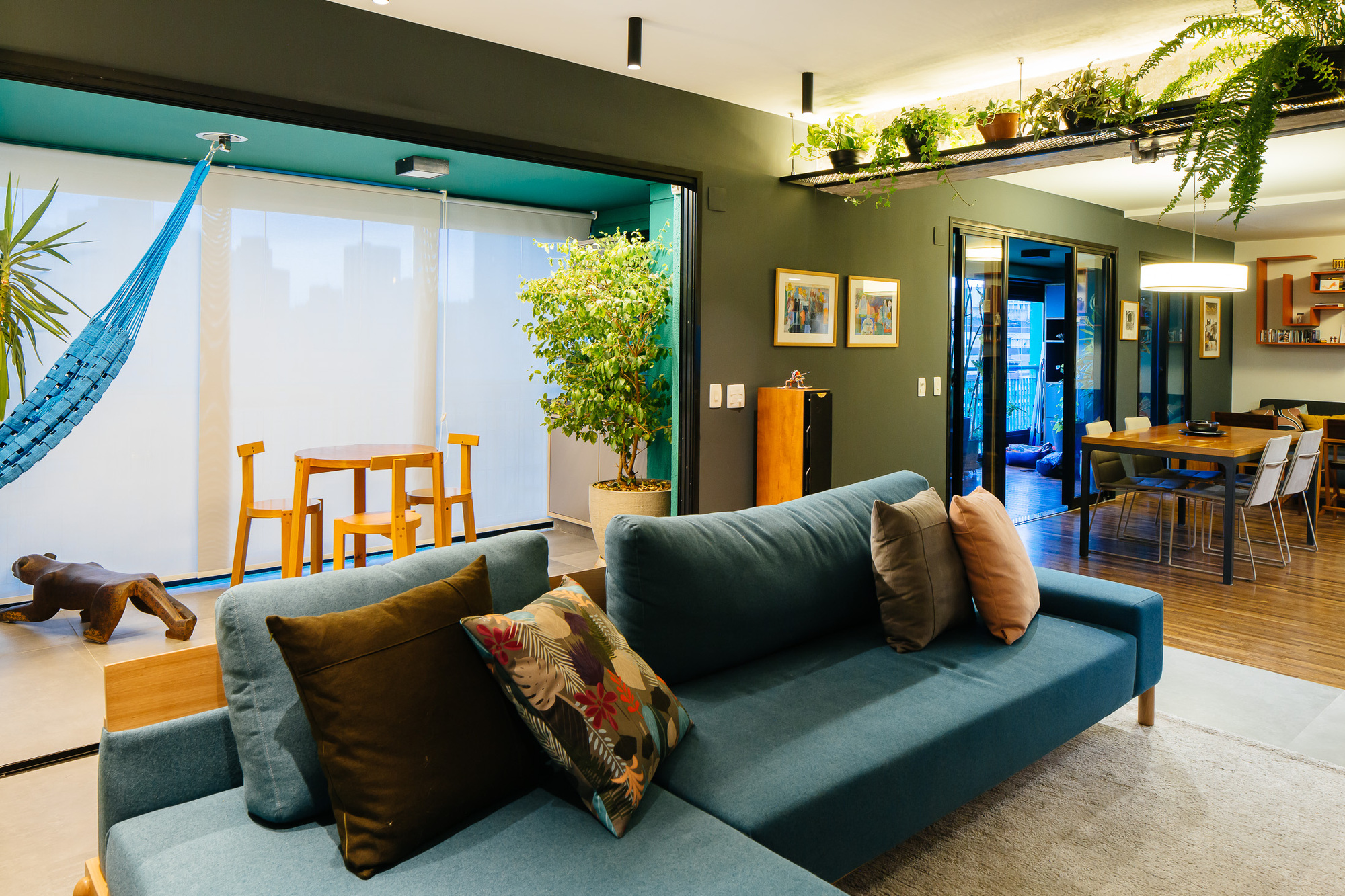 Gallery of Expansion of Apartment in Brazil Building / Alvorada