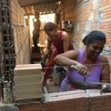 Women and the struggle for housing: trajectories of empowerment and autonomy in the experience of MST-Leste 1 - Imagen 1 de 4