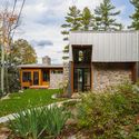 Lake Mississauga Cottage / Architects Tillmann Ruth Robinson - Exterior Photography, Door, Garden