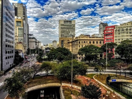 Vale do Anhangabaú: multiplicidade do espaço no imaginário Vale do Anhangabaú: multiplicidade do espaço no imaginário - Imagem 4 de 8