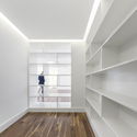 Apartamento Monte Estoril / João Tiago Aguiar Arquitectos - Fotografia de Interiores, Interiores De Apartamentos