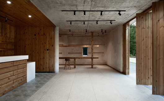 都团村公共服务中心 / 三文建筑 / 何崴工作室 - 室内图, 木头