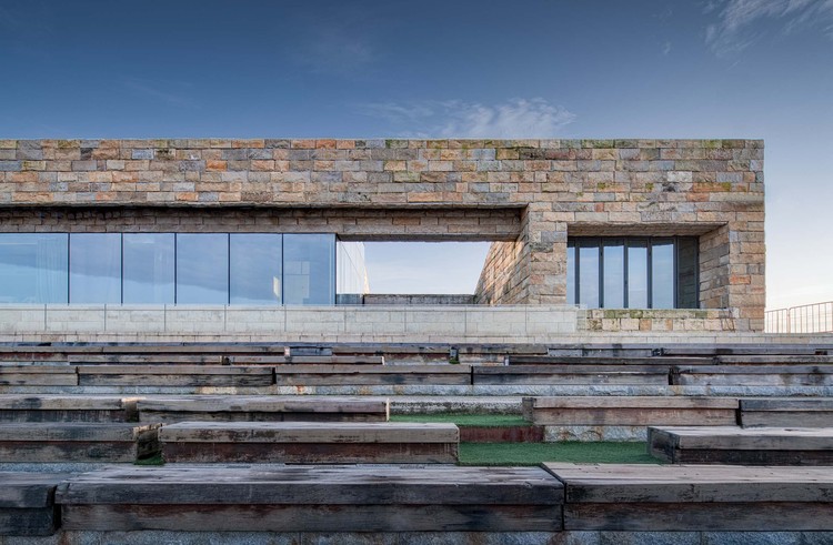 Plataforma Teatral Xinghan / DUS Studio - Mais Imagens