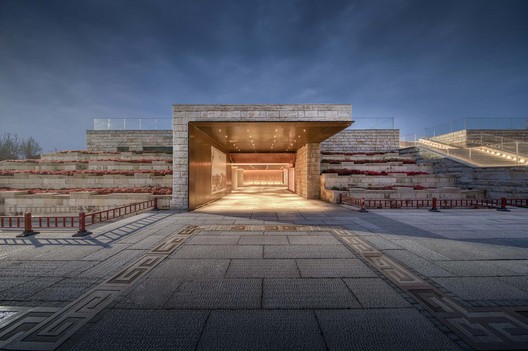 Plataforma Teatral Xinghan / DUS Studio Plataforma Teatral Xinghan / DUS Studio - Fotografia de Exterior