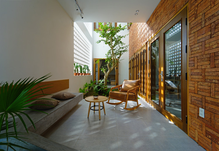 Casa-A / IZ Architects - Fotografía interior, Sala de estar, Madera