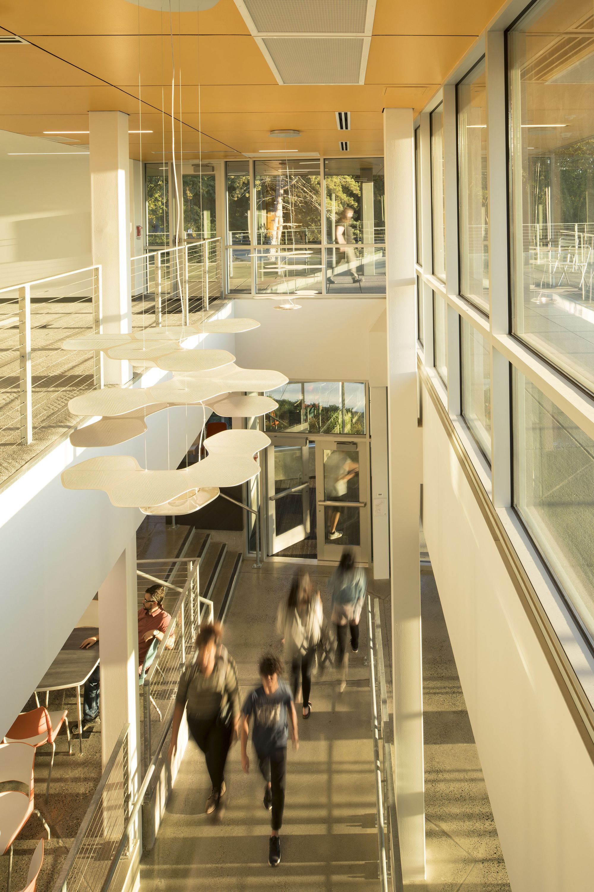 Galería de Pabellón residencial Bellevue College / NAC Architecture 11