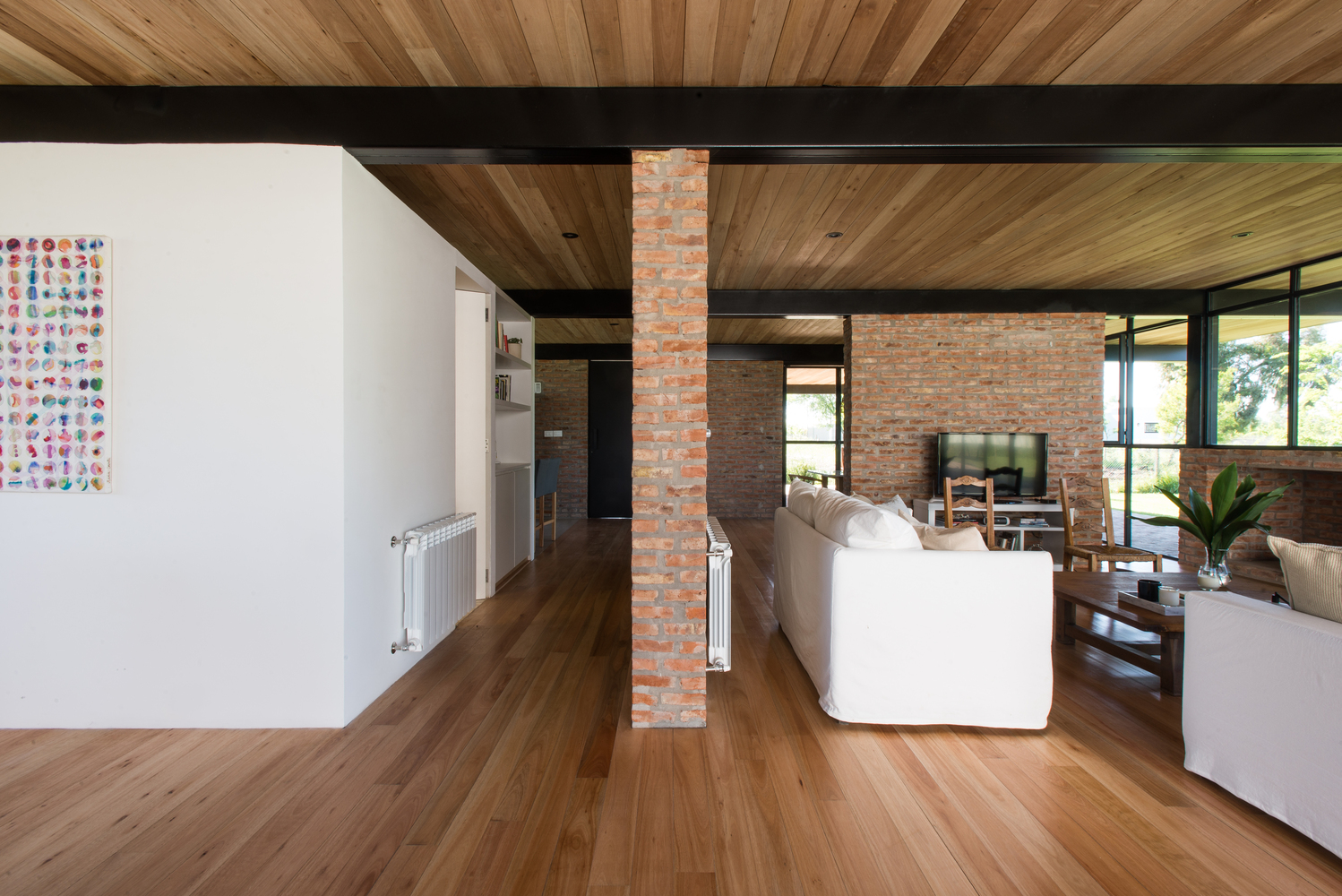 Gallery of La Cañada House / Parada Cantilo Estudio 1