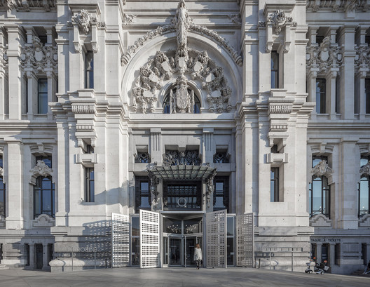 Renovation of the Operations Court in CENTROCENTRO / Héctor Fernández Elorza Renovation of the Operations Court in CENTROCENTRO / Héctor Fernández Elorza - Interior Photography, Facade, Door, Column, Arch