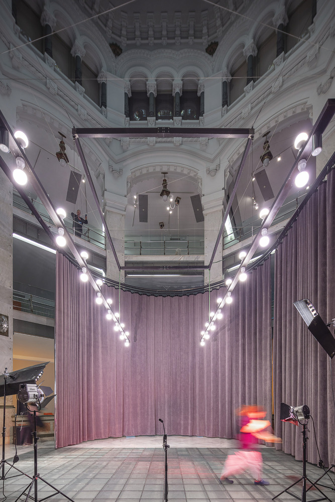 Gallery of Renovation of the Operations Court in CENTROCENTRO / Héctor