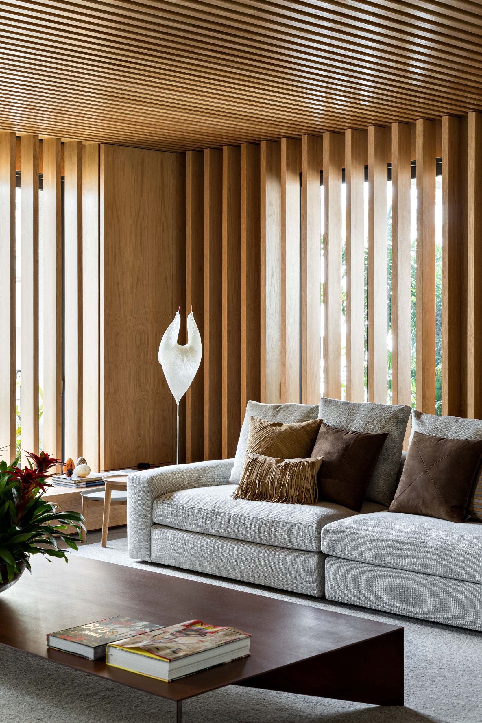 Gallery of MER Apartment / Jacobsen Arquitetura - 10