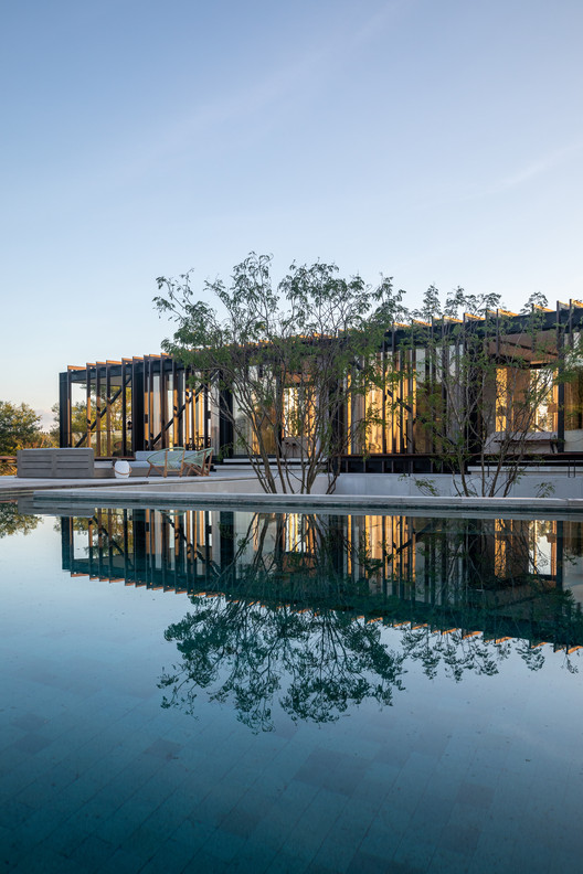 Cigarra House / FGMF - Exterior Photography, Waterfront