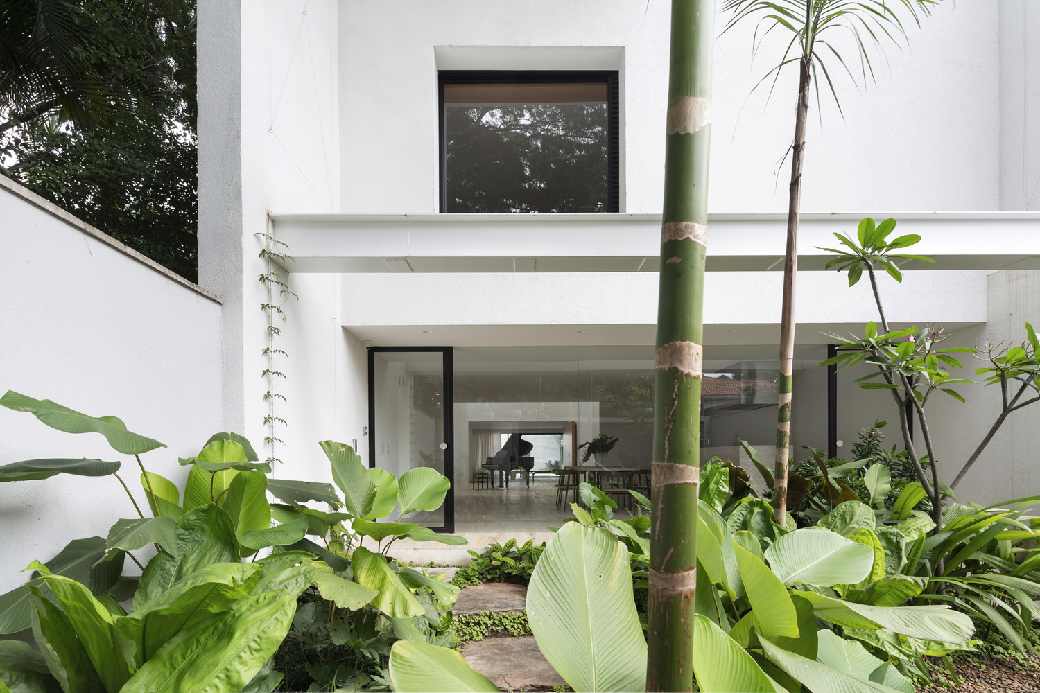 Casa Atlântica / AR Arquitetos - Fotografia de Interiores, Jardim, Fachada