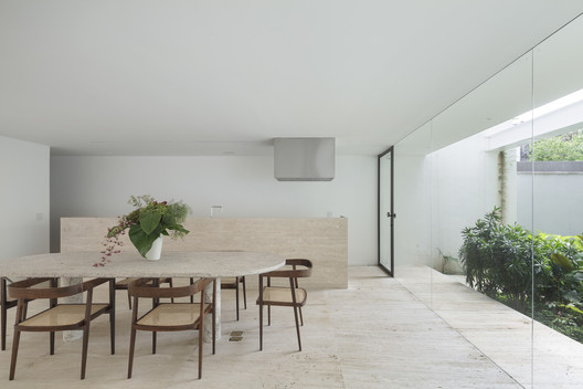 Casa Atlántica / AR Arquitetos - Fotografía interior, Comedor, Madera