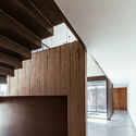 L House / tactic-a - Interior Photography, Wood