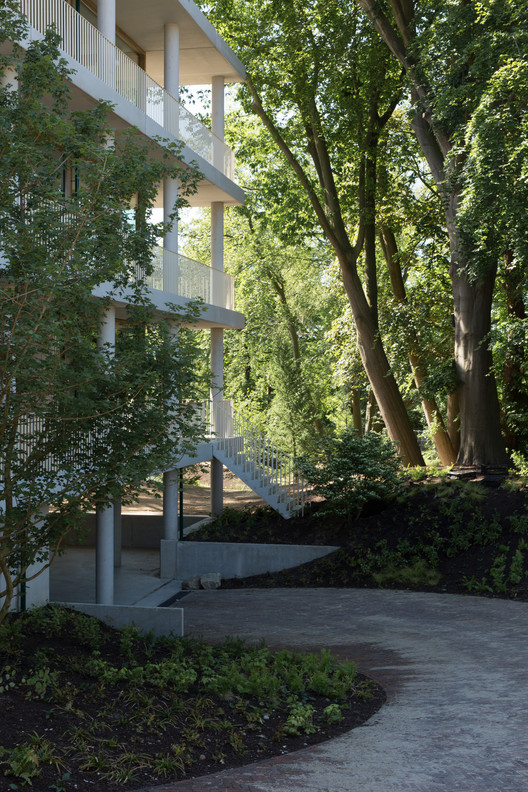 Klingelbeek 公园住宅群 / Dyvik Kahlen - 建筑图, 花园