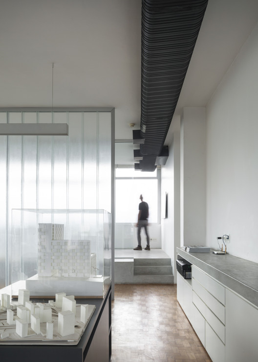 Rosa Building / AR Arquitetos - Interior Photography, Glass, Countertop