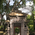 UMAH HATI   EXTERIORS (2 of 25) - Suncoast Villa / Biombo Architects: Biệt thự nghỉ dưỡng 2 tầng 5 ph&ograve;ng ngủ