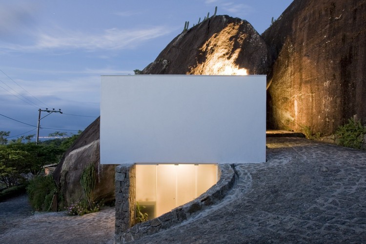 Brazilian Houses: 21 Homes Under 100m² - Image 21 of 42