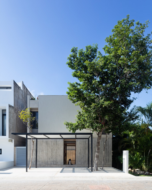 Risch House / Kiltro Polaris Arquitectura - Exterior Photography, Facade, Concrete