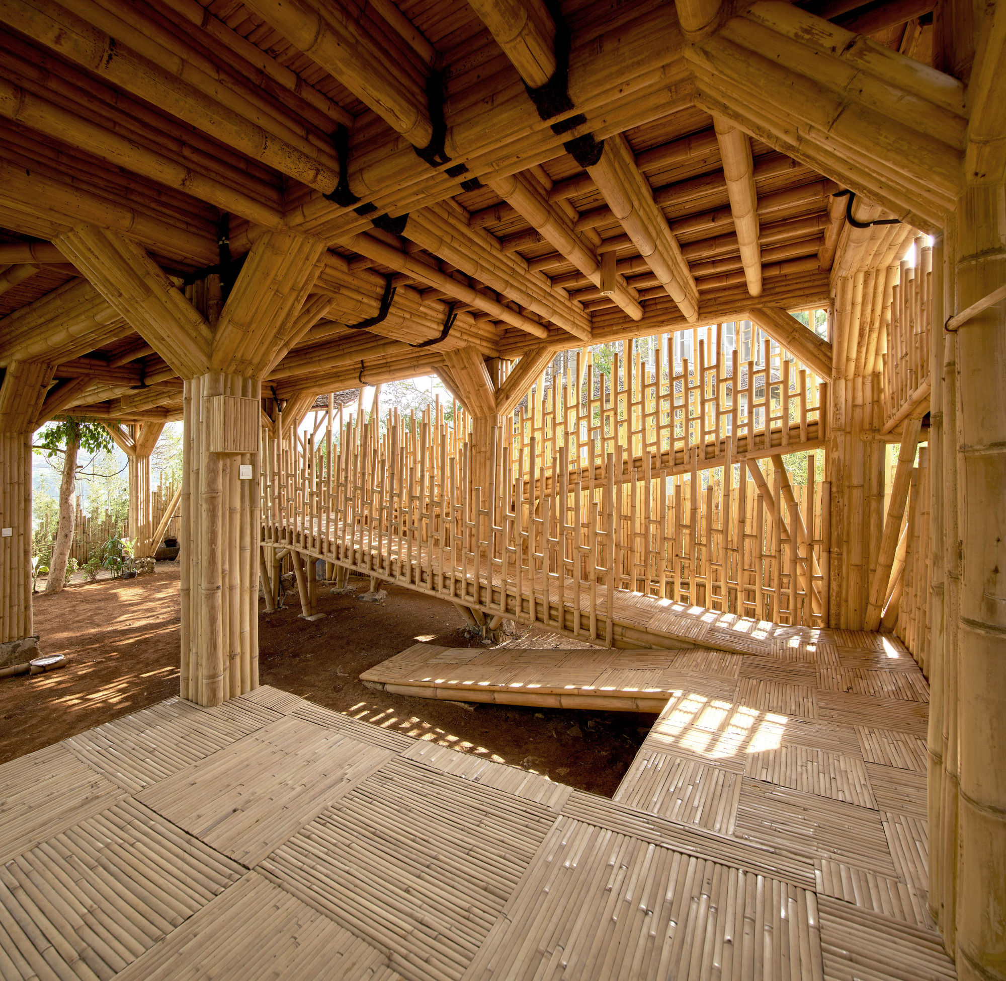 Gallery of Piyandeling Artisan Residence and Workshop / Realrich ...