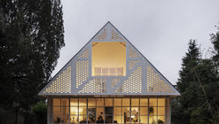 Ditton Hill House  / Surman Weston