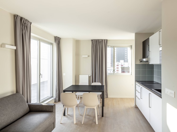 Apartment Building in Paris / CoBe Architecture & Paysage - Interior Photography, Kitchen, Windows, Table, Chair, Countertop