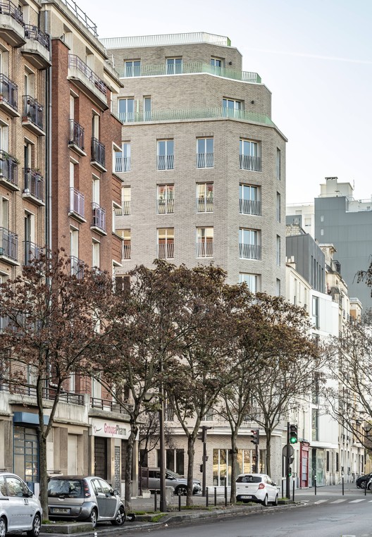 Apartment Building in Paris / CoBe Architecture & Paysage ArchDaily Apartment Building in Paris / CoBe Architecture & Paysage ArchDaily