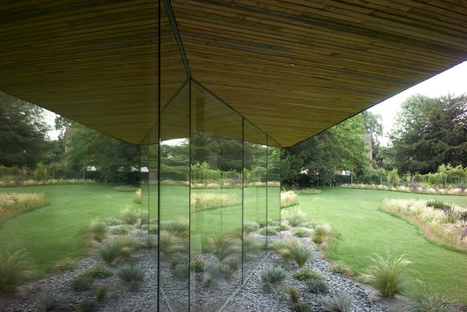 ‘回旋镖’小屋Mouvaux / TANK Architectes - 建筑图, 花园