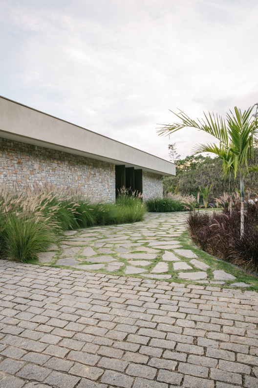 WJ House / Liga Arquitetura e Urbanismo WJ House / Liga Arquitetura e Urbanismo - Exterior Photography, Garden