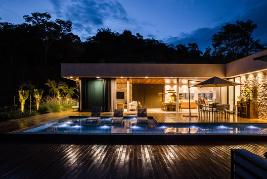 WJ House / Liga Arquitetura e Urbanismo WJ House / Liga Arquitetura e Urbanismo - Exterior Photography