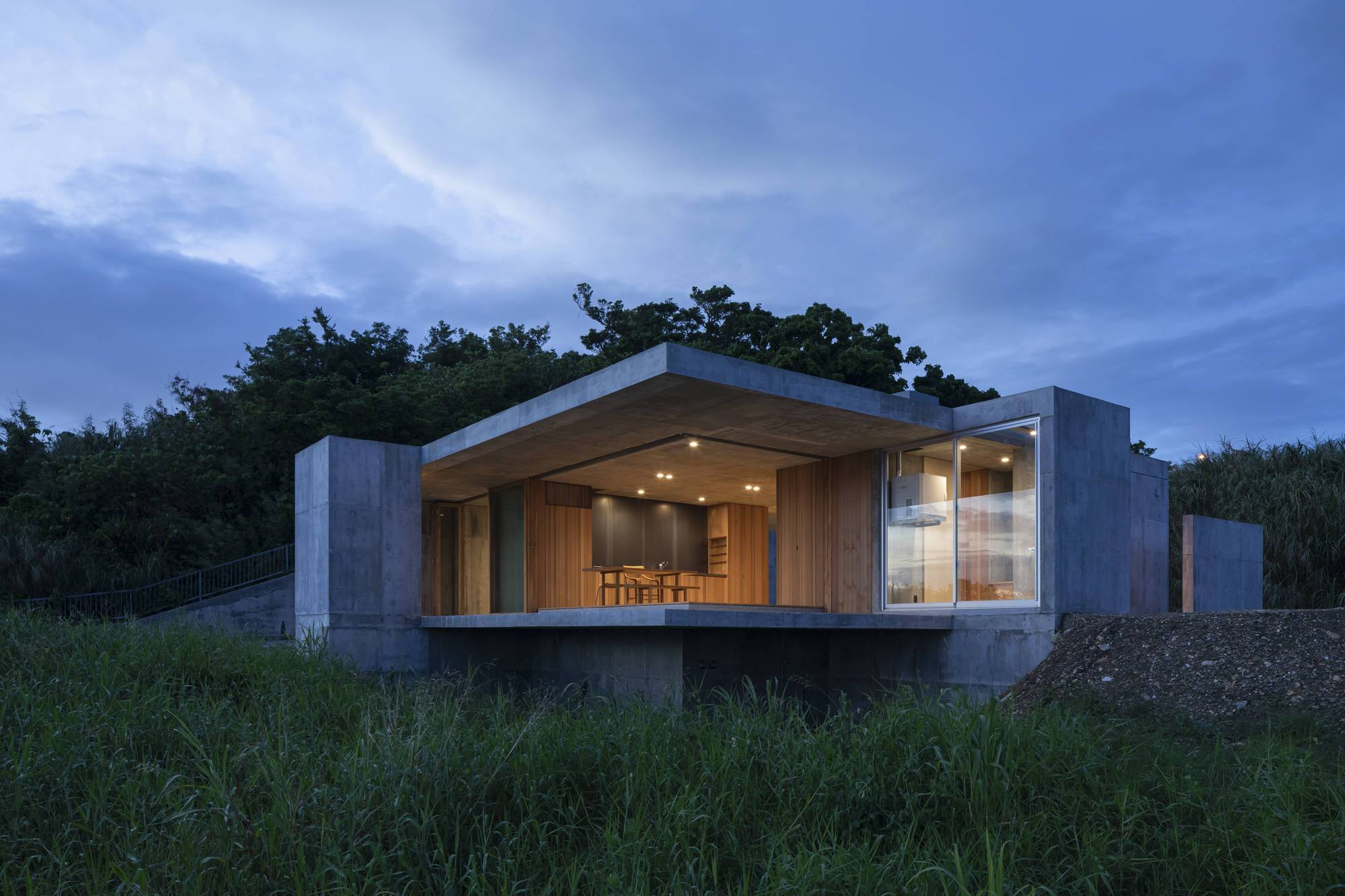 House In Fusato / Studio Cochi Architects | ArchDaily