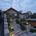 Rebirth of Twelve Homesteads / gad·line+ studio - Exterior Photography, Stairs, Garden