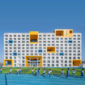 Yellow, Blue, and Red: The Use of Primary Colors in Architectural Projects - Imagen 11 de 4