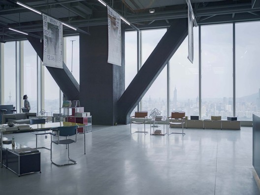 金鹰美术馆 / 旭可建筑+东南大学建筑学院 - 室内图, 厨房, 玻璃, 梁