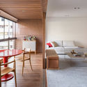 Departamento Güths / ARQBR Arquitetura e Urbanismo - Fotografía interior, Sala de estar, Madera