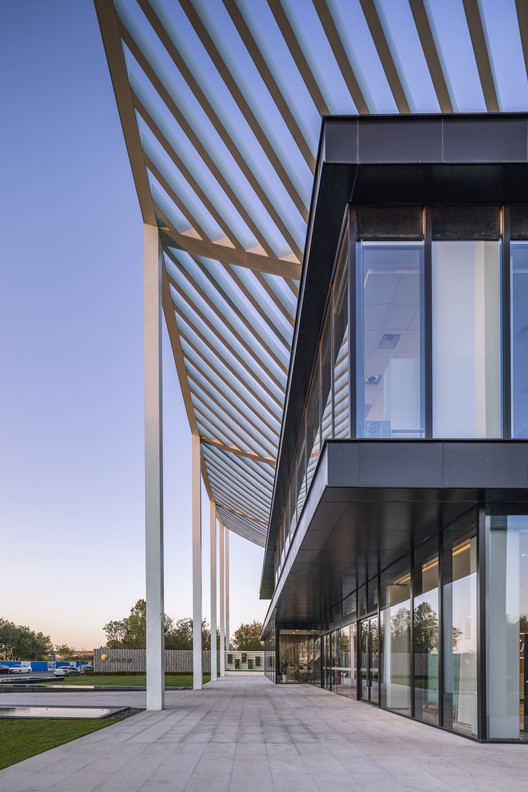 Paper Roof Reception Center / Powerhouse Company - Exterior Photography, Facade, Concrete