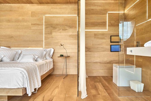 Neurosensory Suite / Piacesi Arquitetos Associados - Interior Photography, Bedroom, Wood, Bed
