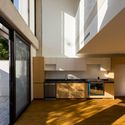 Condominio Colomos  / Trópico de Arquitectura + GONZALEZFRANCO Arquitectura - Fotografía interior, Cocina, Encimera, Ventanas