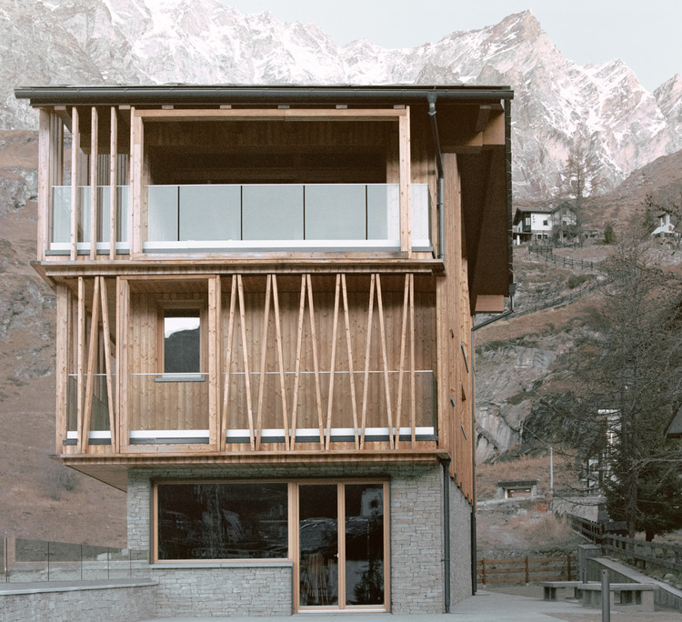 The Climber's Refuge / LCA Architetti / luca compri architetti - More Images