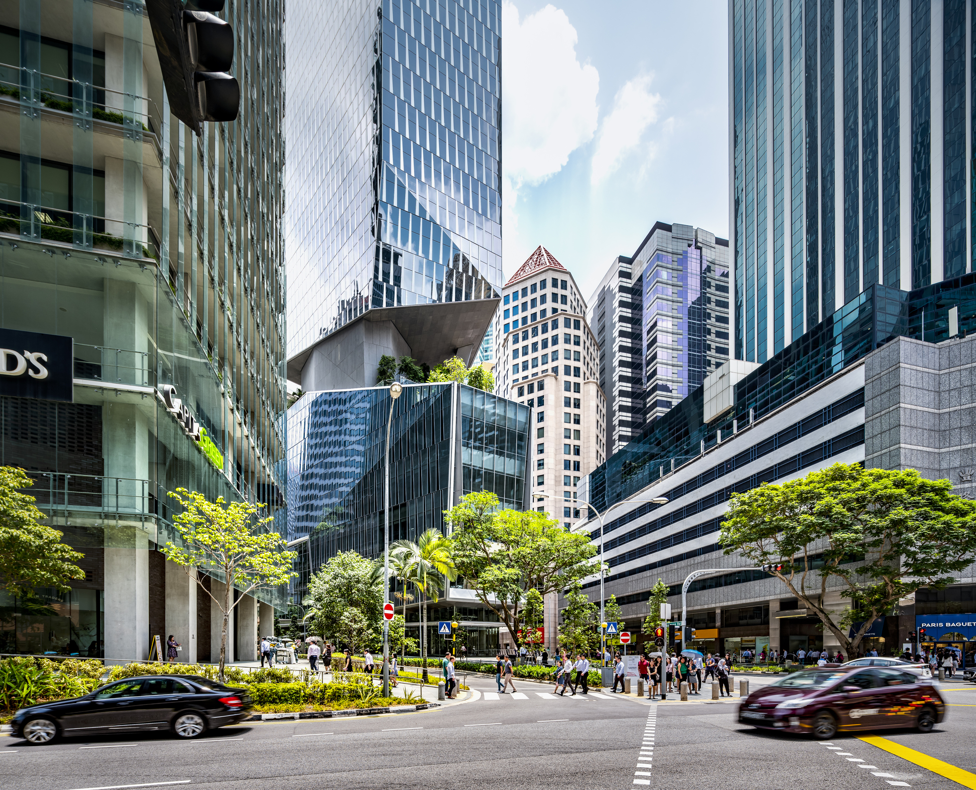 Singapore building. Офисные здания сингапур. Сингапур театр. Интернациональный город. Сингапур небоскребы.